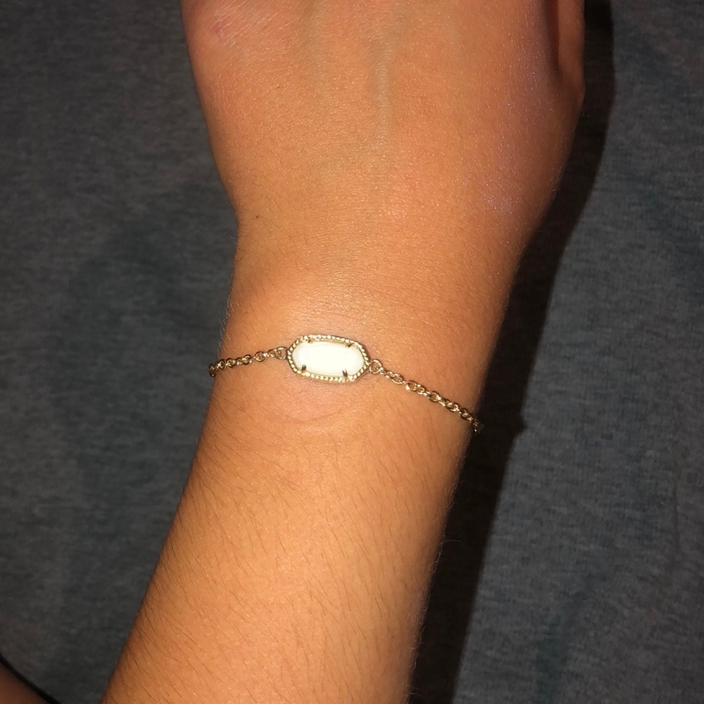 White kendra scott bracelet